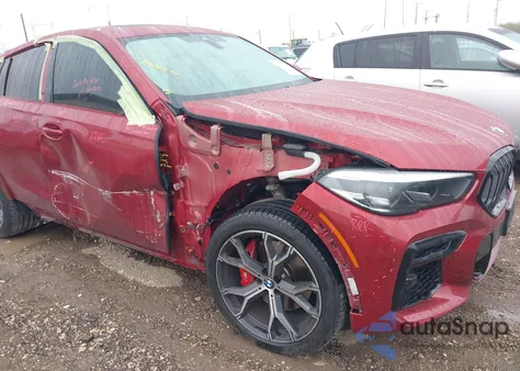 2022 BMW X6 xDrive40I z USA, uszkodzony, nr VIN 5UXCY6C08N9M30719